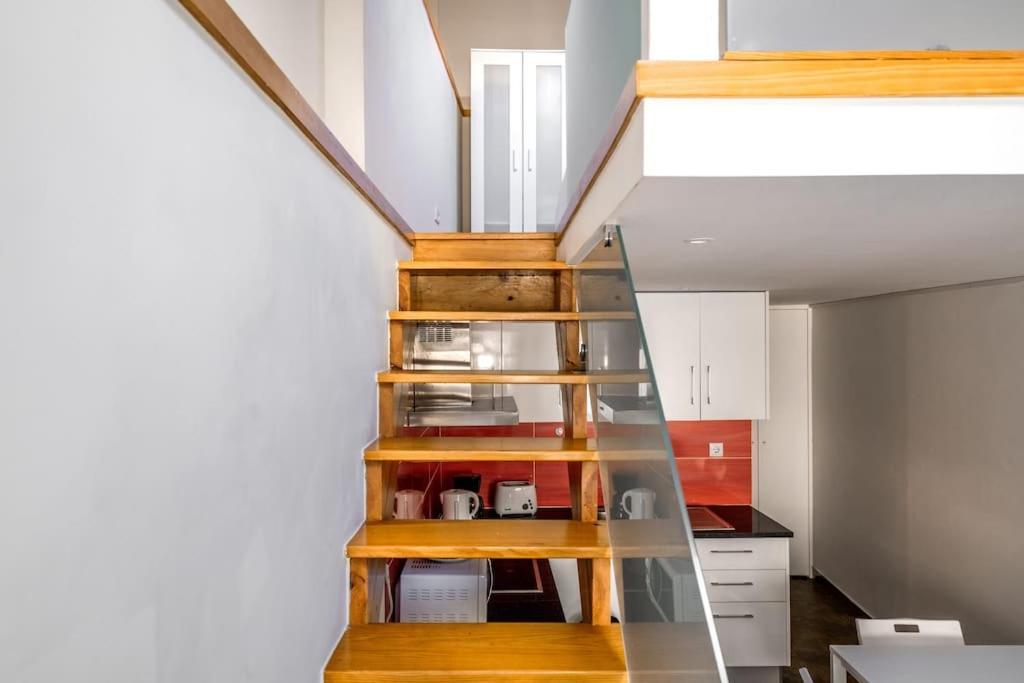 Charming Studio With Ac And Loft On Ground Floor Lisboa Екстериор снимка