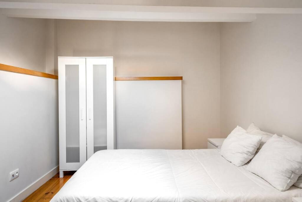 Charming Studio With Ac And Loft On Ground Floor Lisboa Екстериор снимка